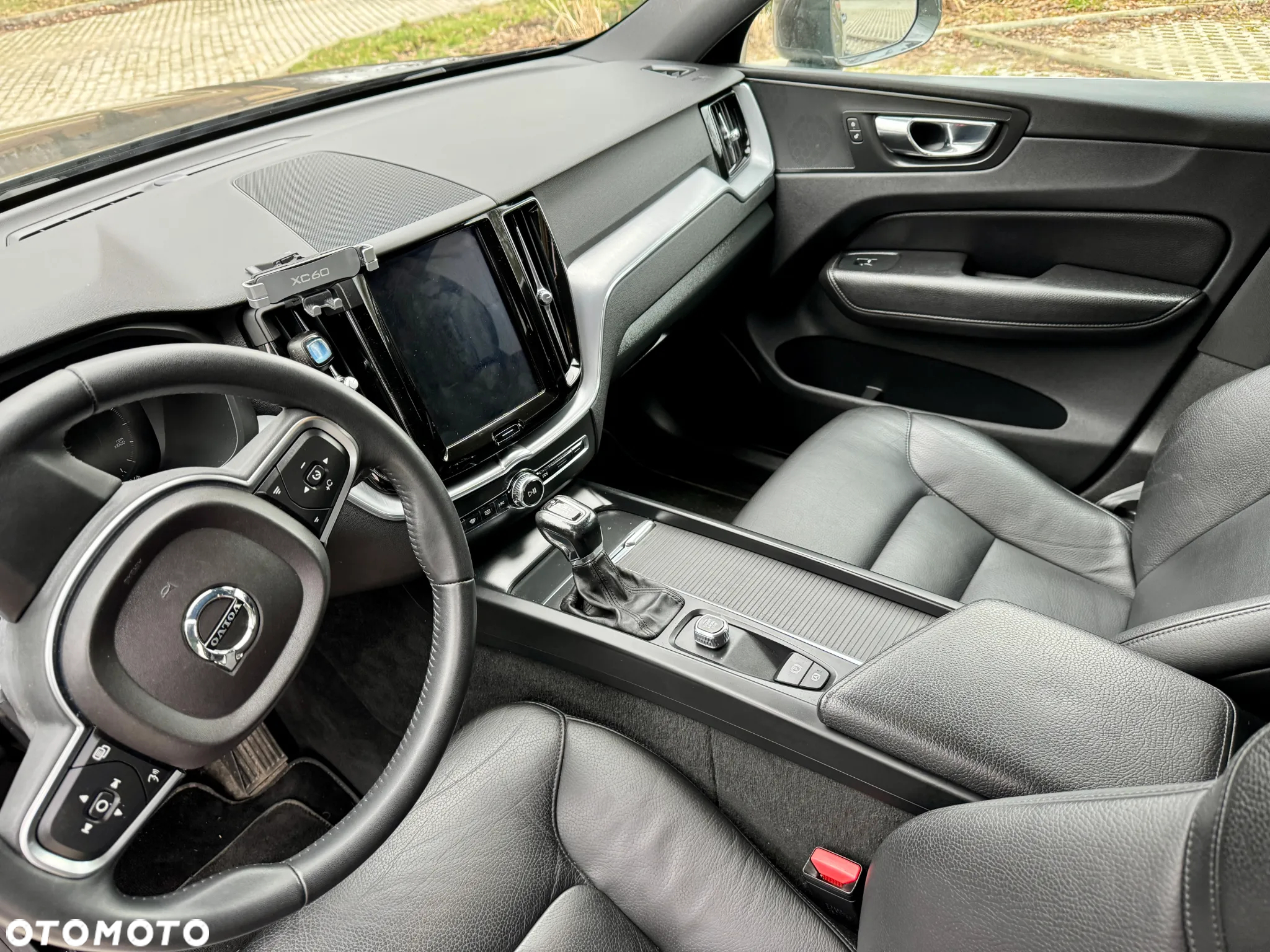 Volvo XC 60 - 22