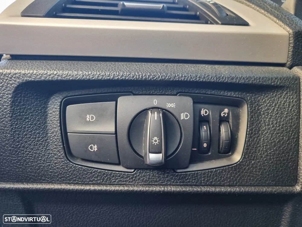 BMW 116 d EfficientDynamics Edition - 35