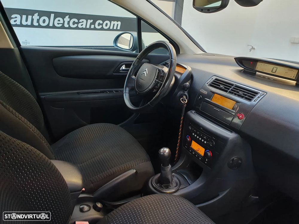 Citroën C4 1.6 HDi SX - 12