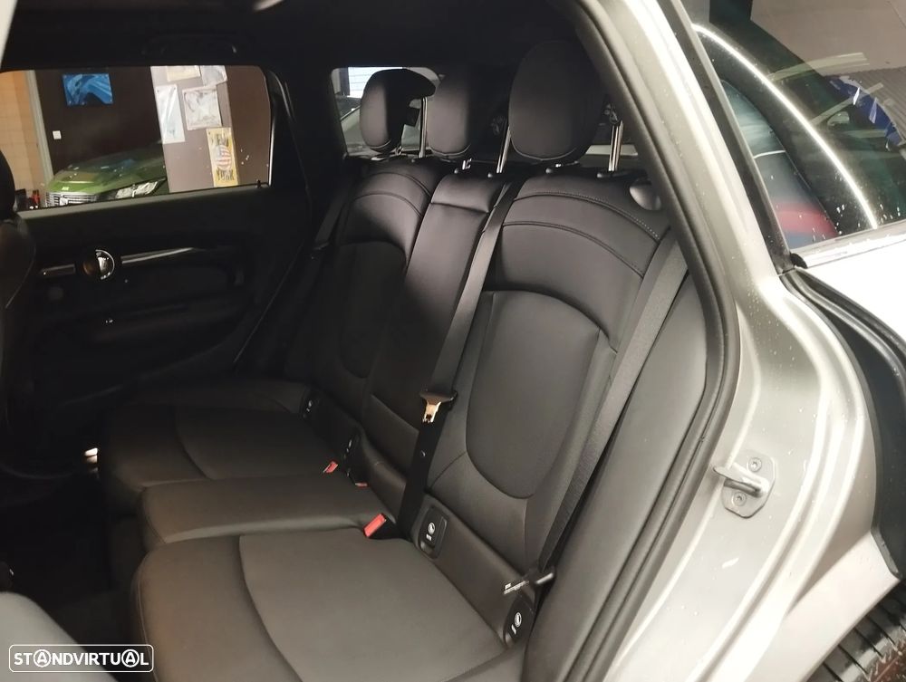 MINI Clubman Cooper Auto - 15