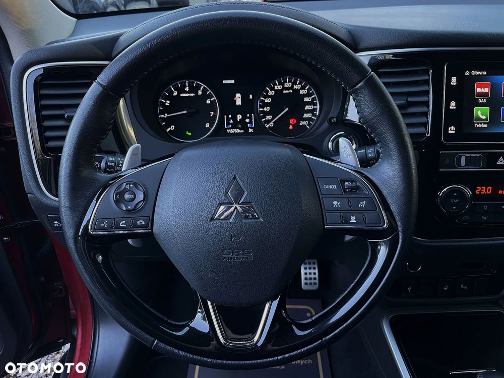 Mitsubishi Outlander 2.0 Intense + SDA 4WD CVT - 23