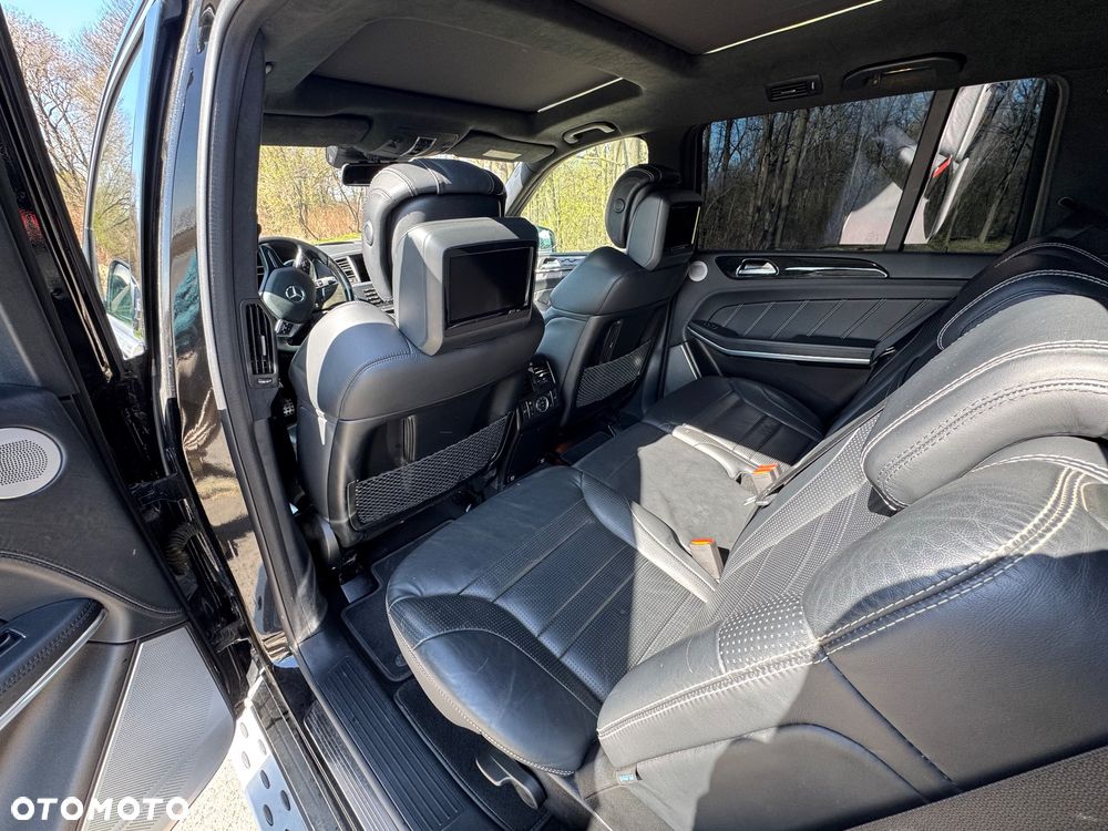 Mercedes-Benz GL - 17