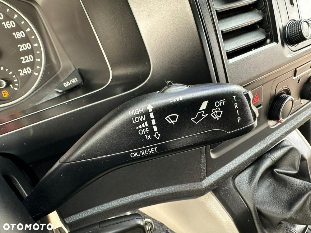 Volkswagen Transporter - 17