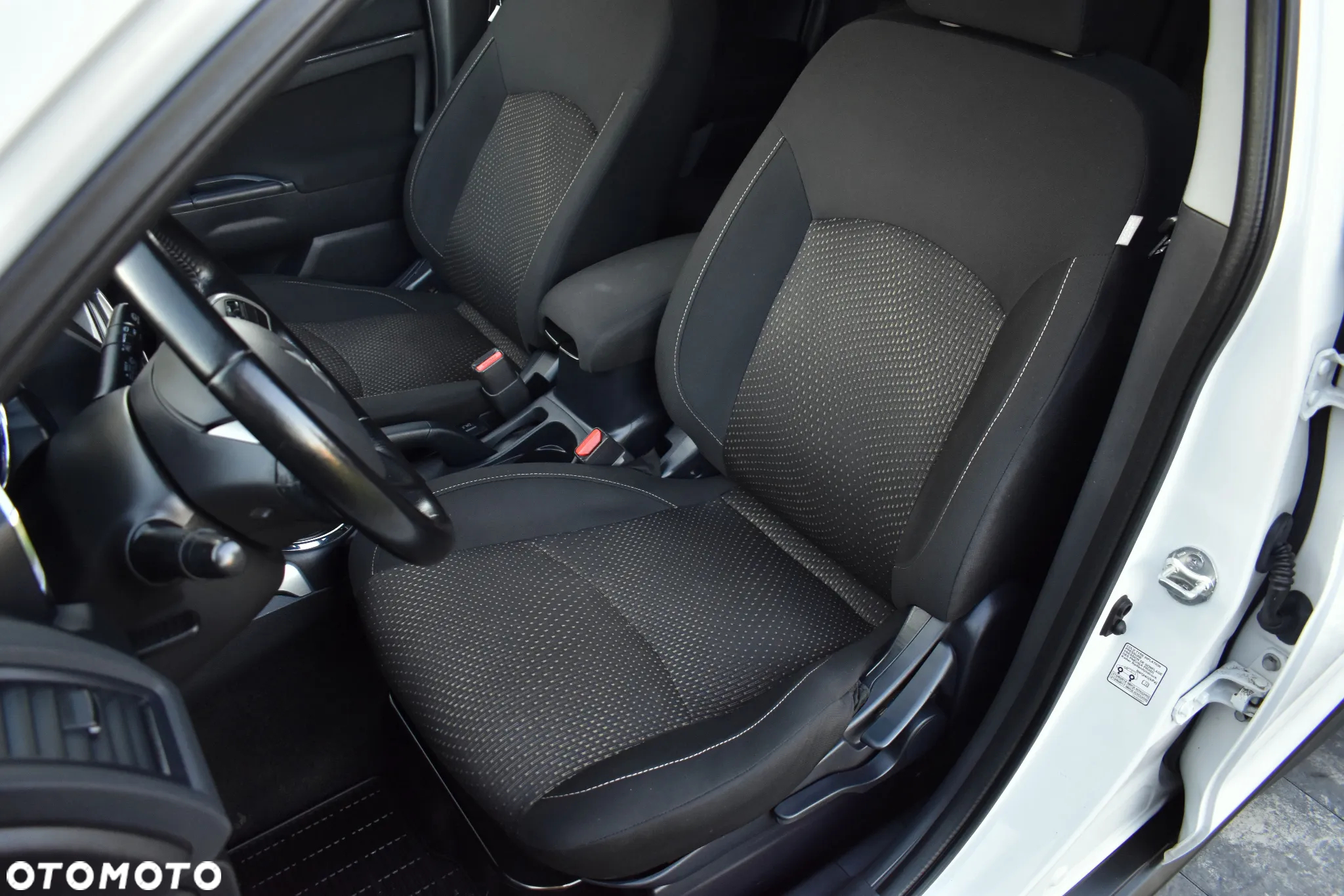 Mitsubishi ASX - 26