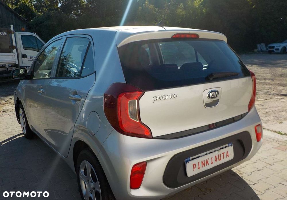 Kia Picanto - 10