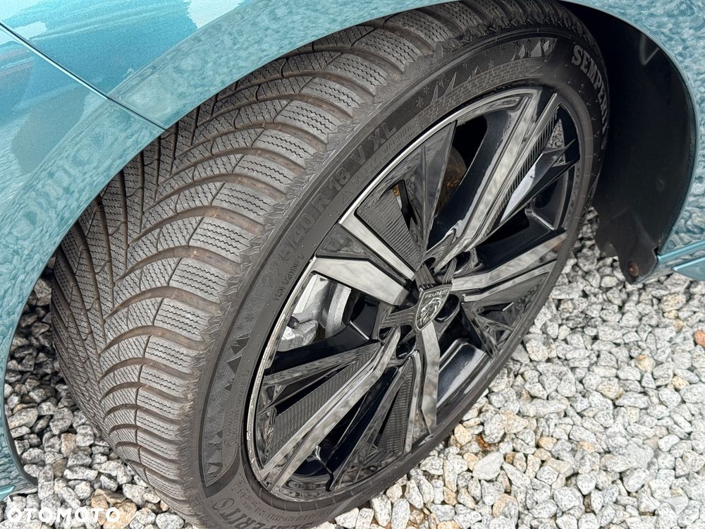 Peugeot 308 BlueHDi 130 EAT8 GT EXCLUSIVE - 4