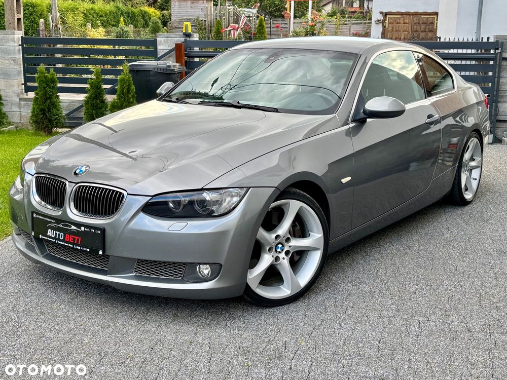 BMW Seria 3 335i Coupe - 3