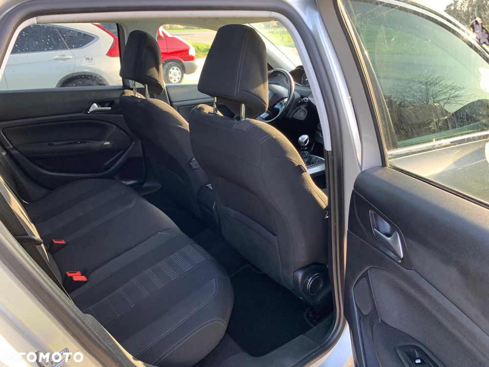 Peugeot 308 - 12