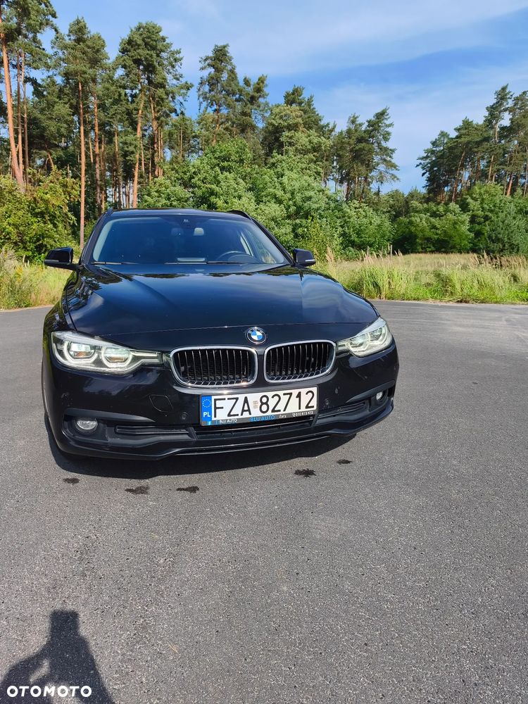 BMW Seria 3 318d Sport Line - 16