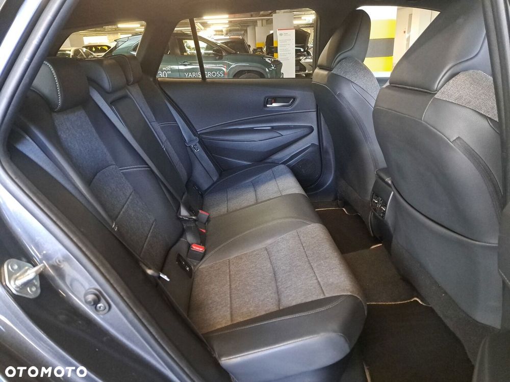 Toyota Corolla 1.8 Hybrid Style - 13