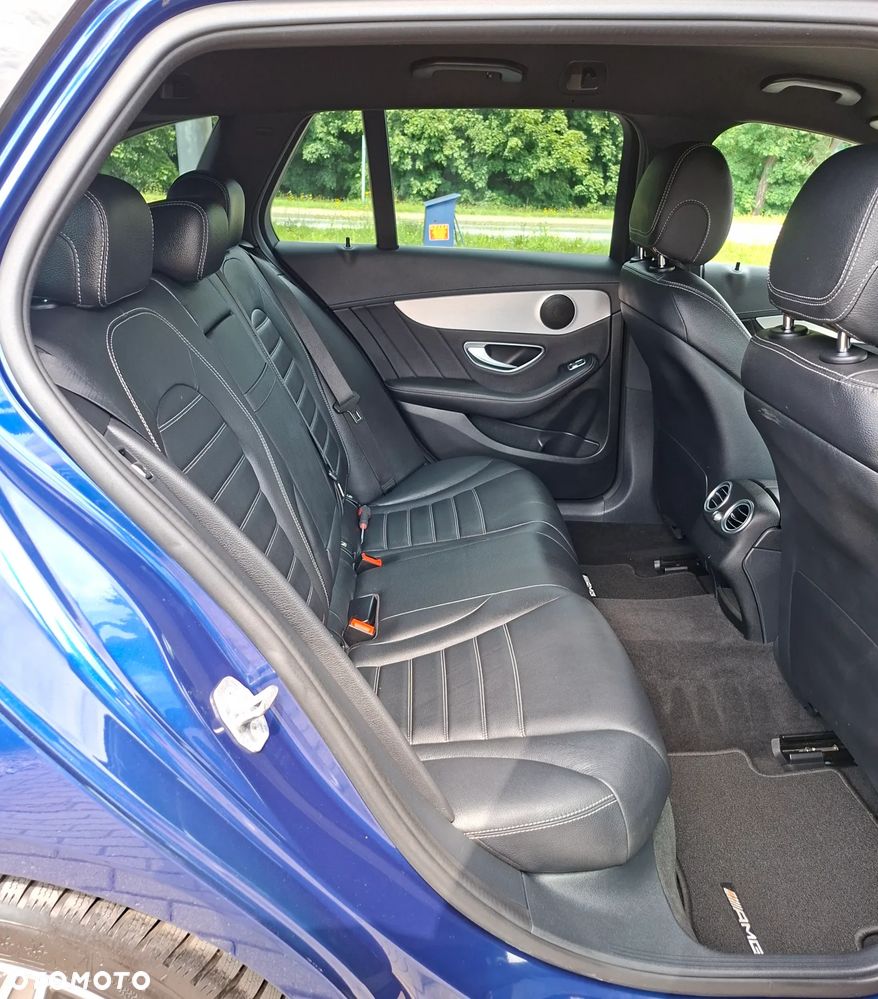 Mercedes-Benz Klasa C 200 9G-TRONIC AMG Line - 11