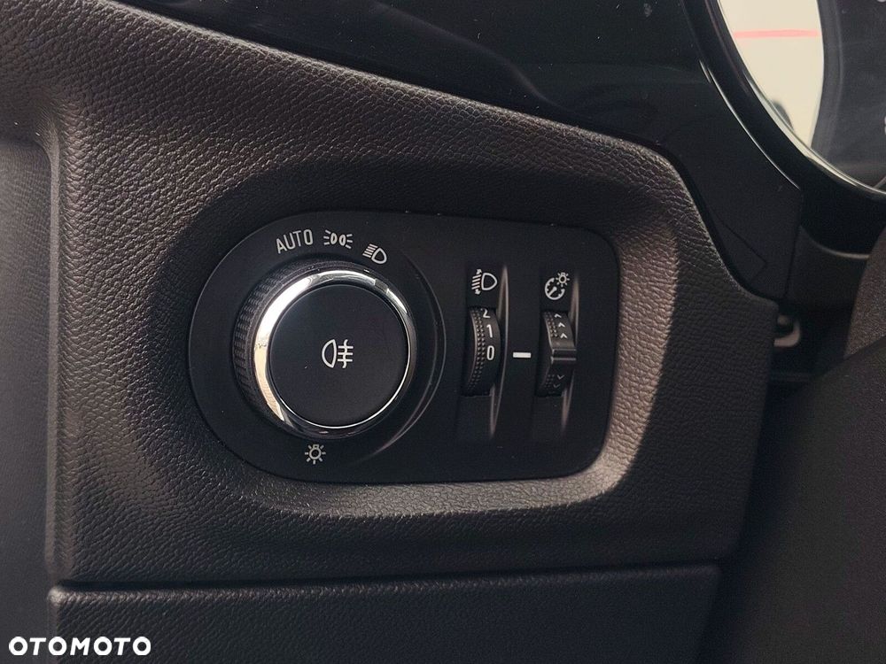 Opel Corsa 1.2 Edition Business Pack S&S - 17