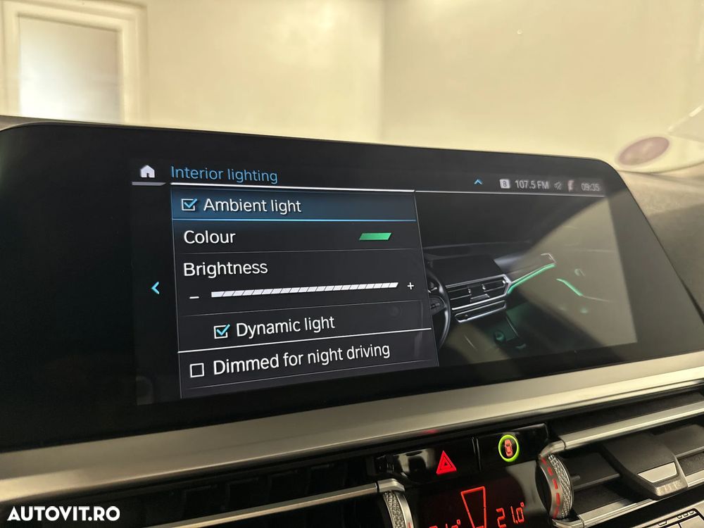 BMW Seria 3 330i Aut. Edition Luxury Line Purity - 25