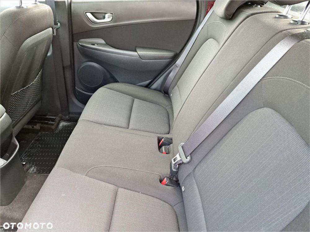 Hyundai Kona - 15