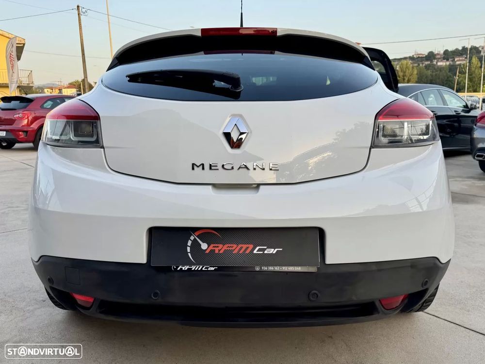 Renault Mégane Coupe 1.5 dCi Dynamique S - 9