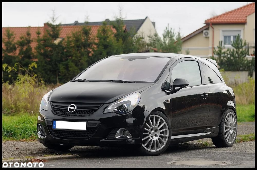 Opel Corsa 1.6 Turbo OPC - 11