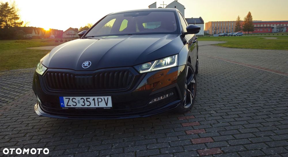 Skoda Octavia 2.0 TSI 4x4 Sportline DSG - 1
