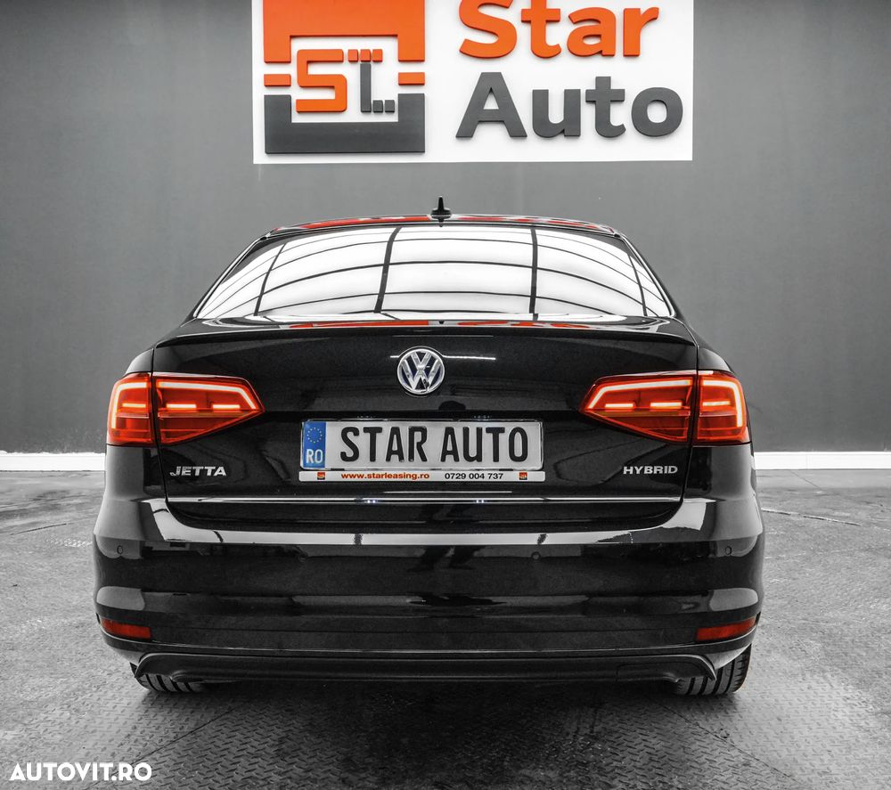 Volkswagen Jetta - 5