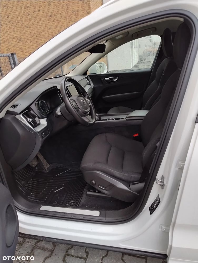 Volvo XC 60 T4 Momentum - 15