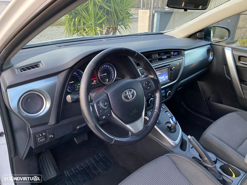 Toyota Auris 1.8 HSD Comfort - 13