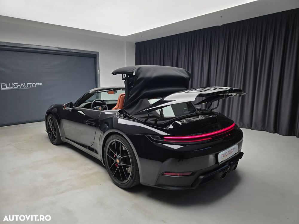 Porsche 911 - 26