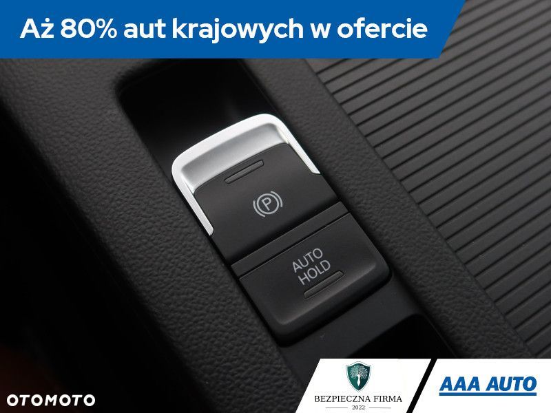 Volkswagen Passat - 21