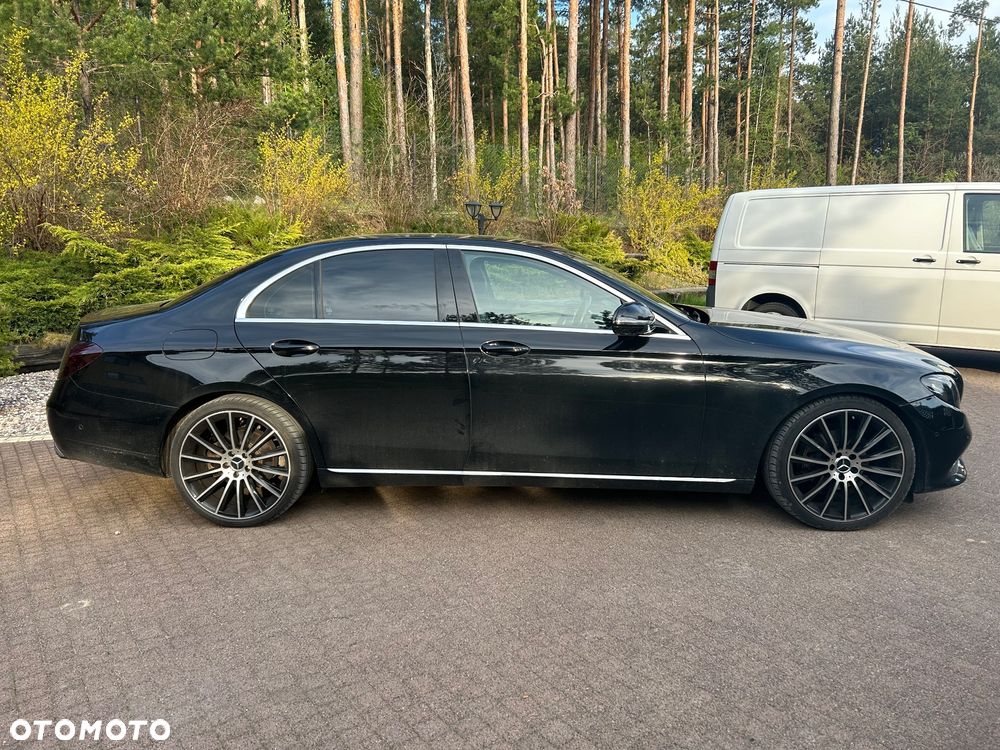 Mercedes-Benz Klasa E 200 d 9G-TRONIC - 2