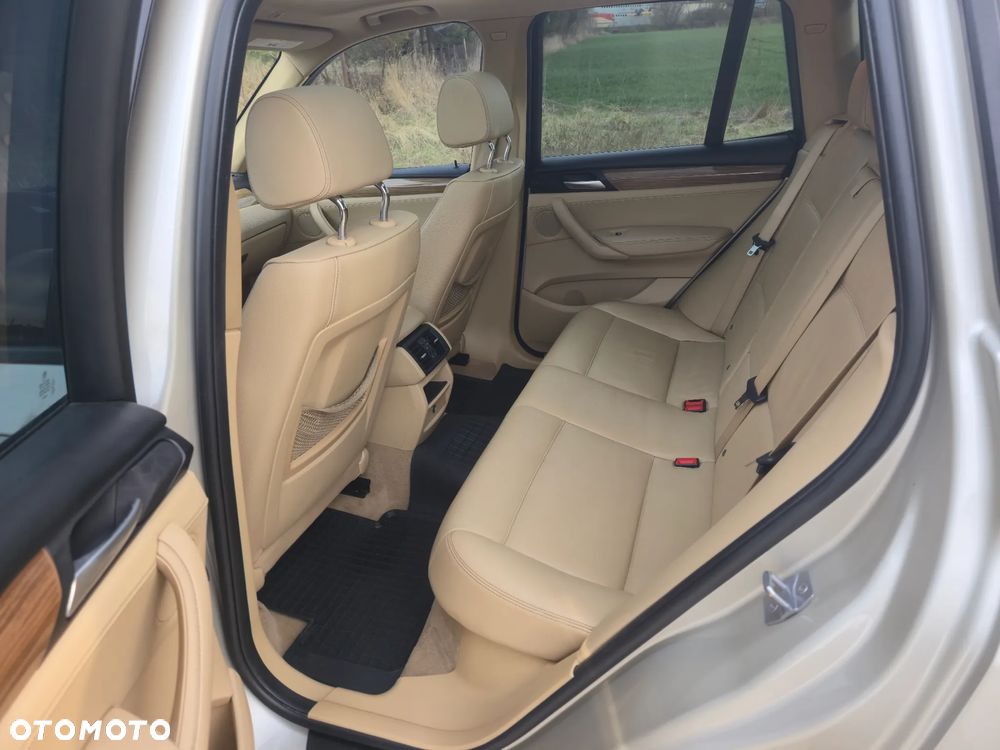 BMW X3 xDrive28i Sport-Aut Advantage - 13