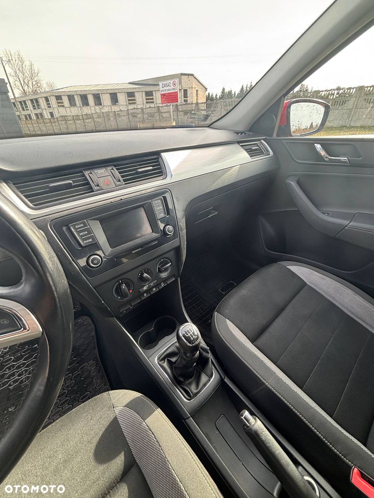 Skoda RAPID 1.2 TSI Active - 9