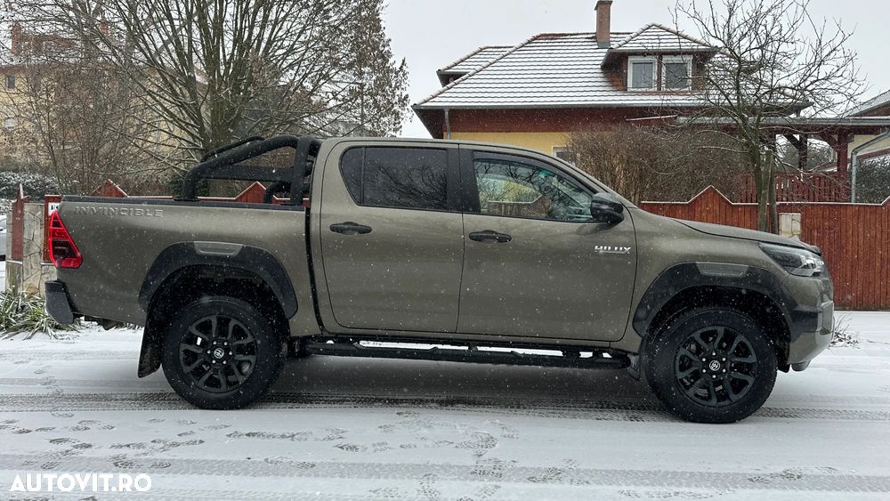 Toyota Hilux 2.8D 204CP 4x4 Double Cab AT Invincible Color Edition - 8