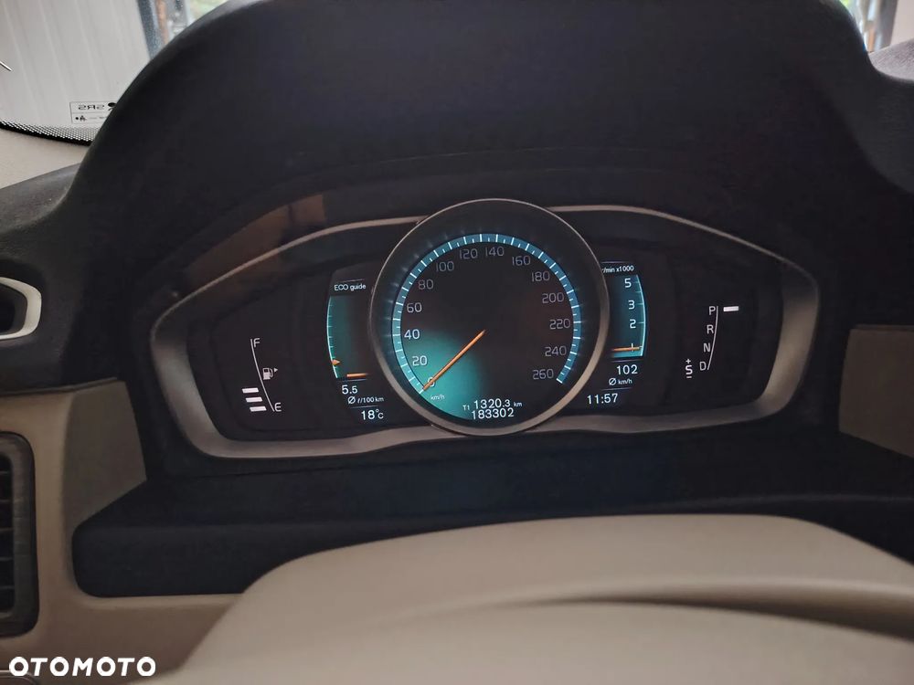 Volvo XC 70 D4 Drive-E Dynamic Momentum - 10