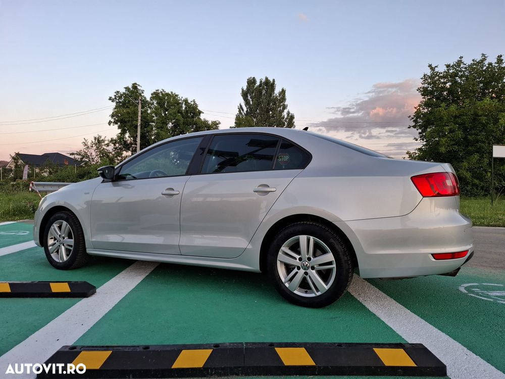 Volkswagen Jetta 1.2 TSI Match - 6