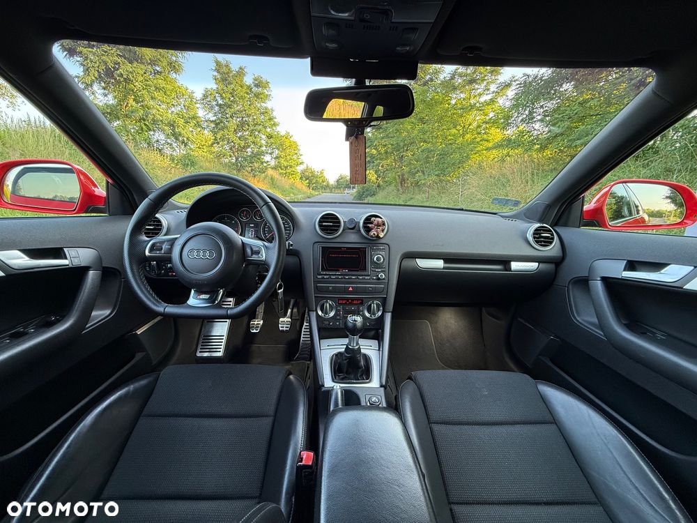 Audi A3 Sportback 2.0 TDI DPF quattro S line Sportpaket plus - 12