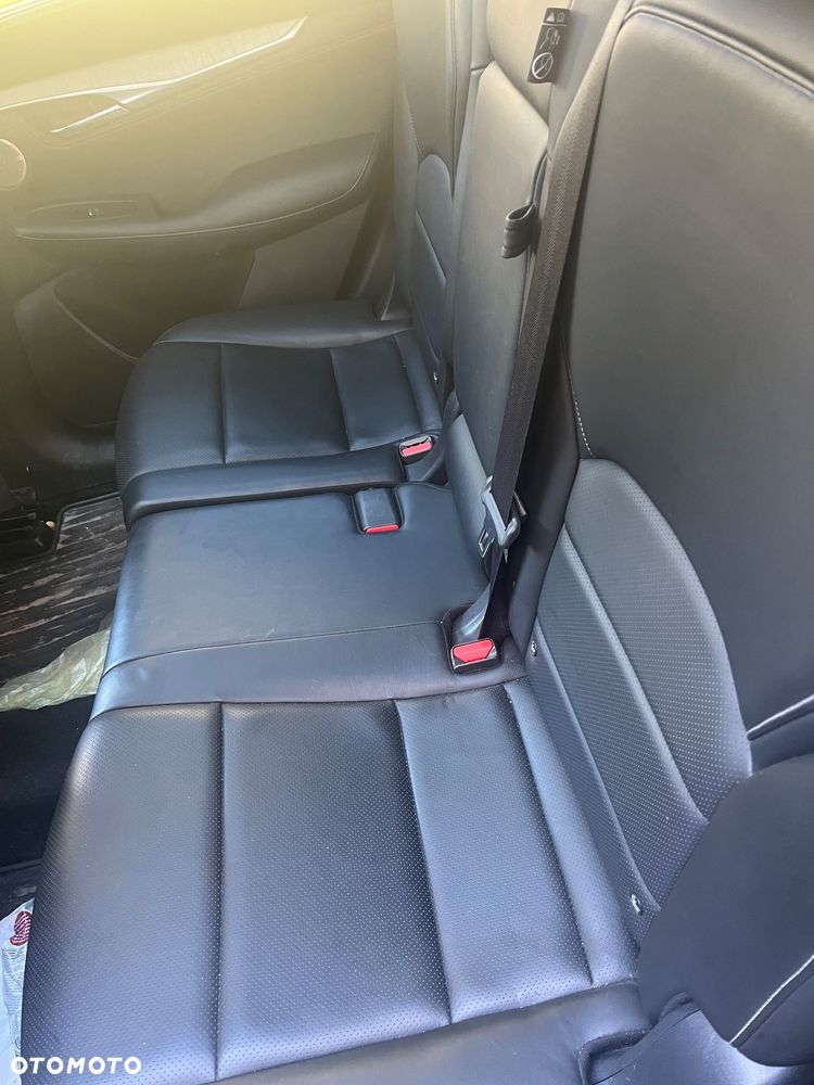 Infiniti QX50 - 15