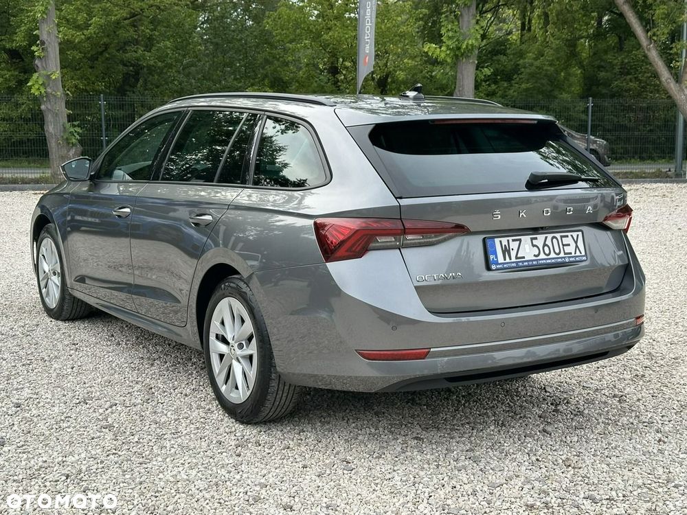 Skoda Octavia 2.0 TDI Ambition DSG - 5