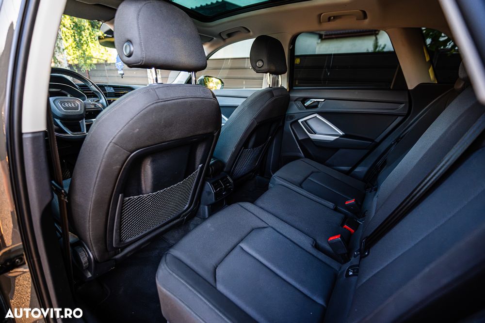 Audi Q3 2.0 35 TDI S tronic quattro Advanced - 9