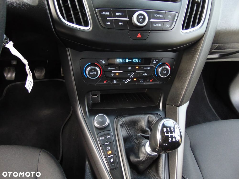 Ford Focus - 16