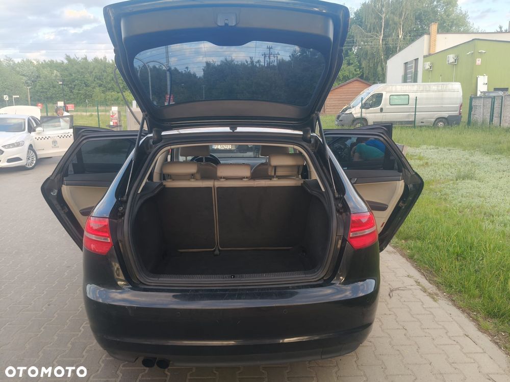 Audi A3 Sportback 1.4 TFSI S line Sportpaket - 3