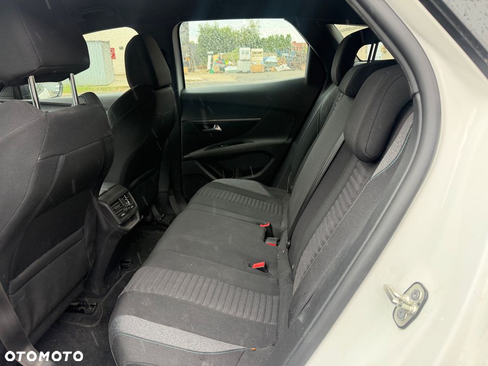 Peugeot 3008 - 15