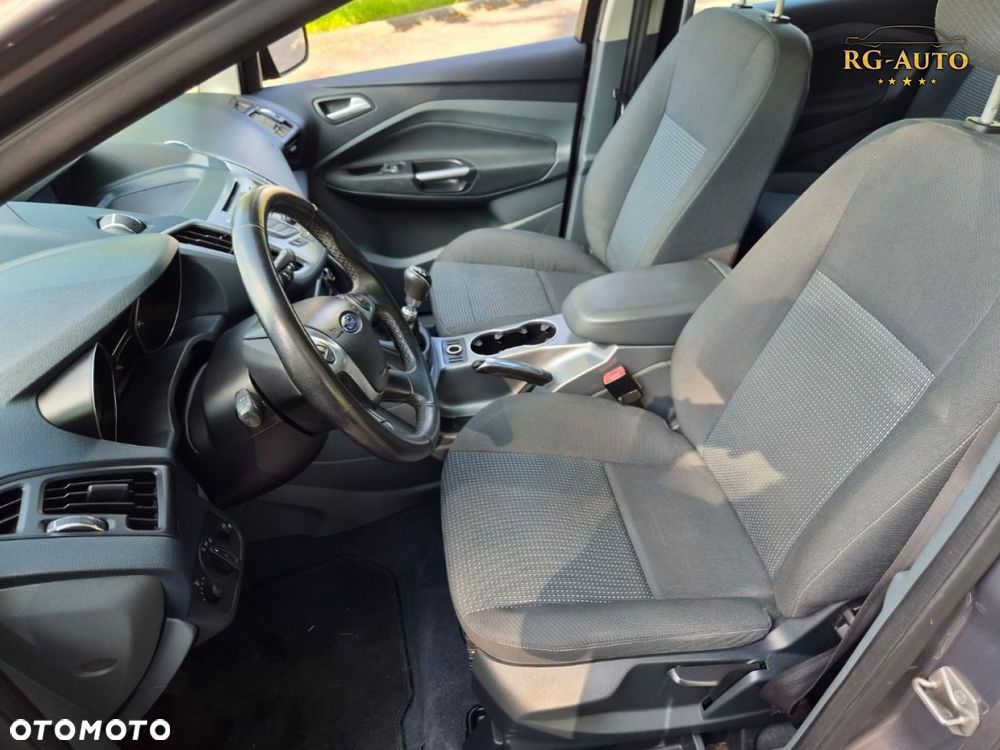Ford Grand C-MAX - 39