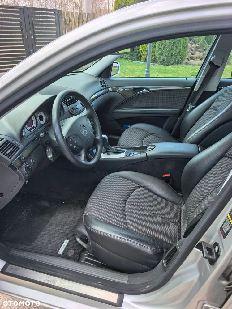 Mercedes-Benz Klasa E - 12