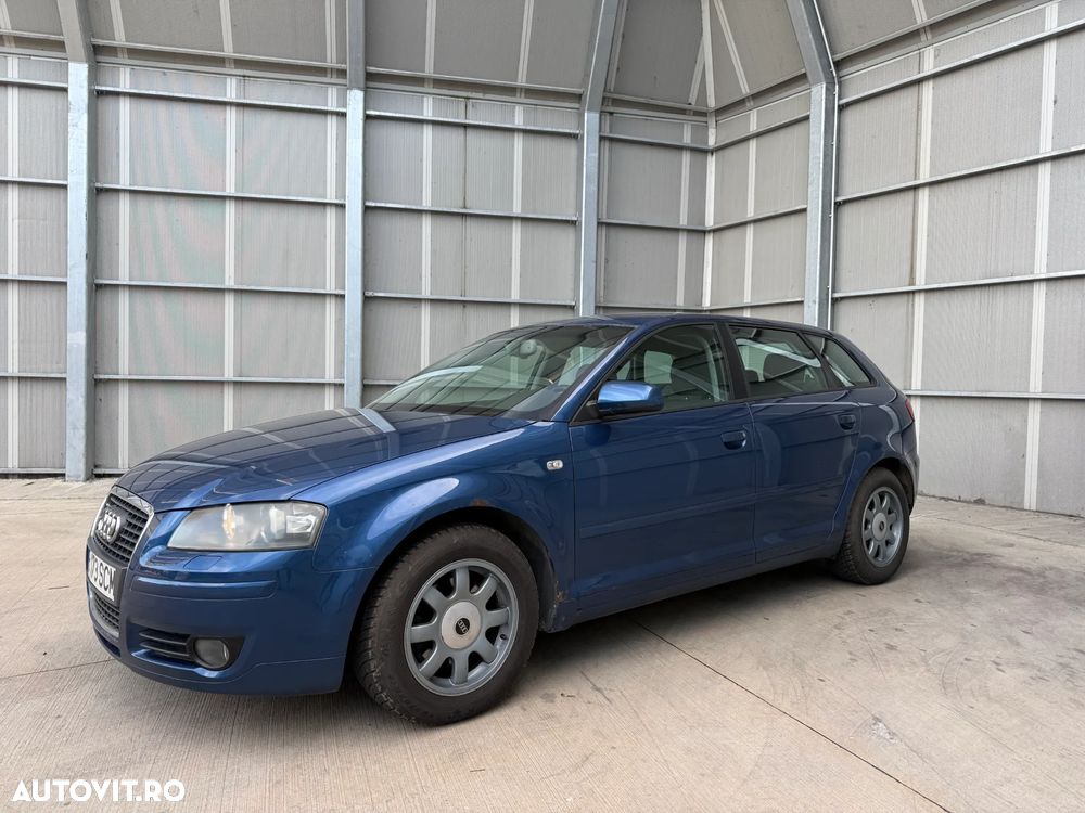 Audi A3 Sportback 1.6 FSI Ambition - 2