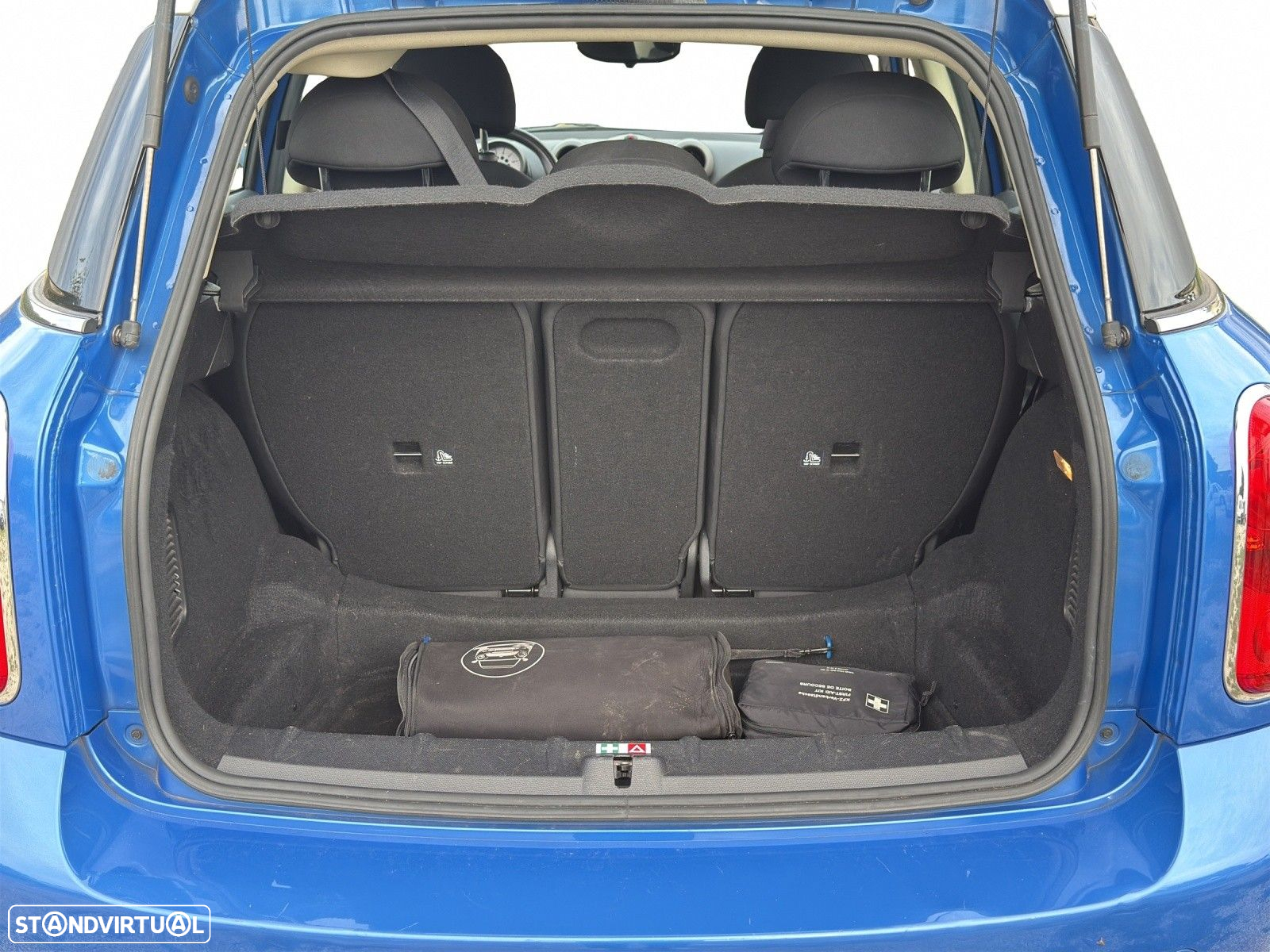 MINI Countryman Cooper D - 15