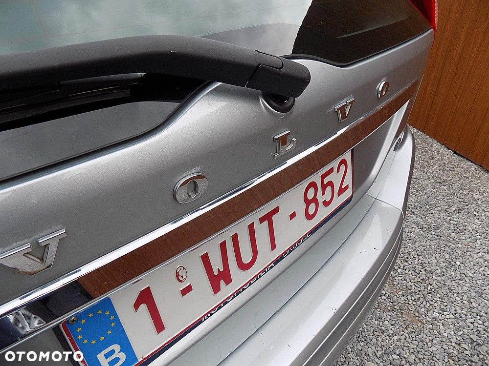 Volvo XC 60 D4 Geartronic Kinetic - 27