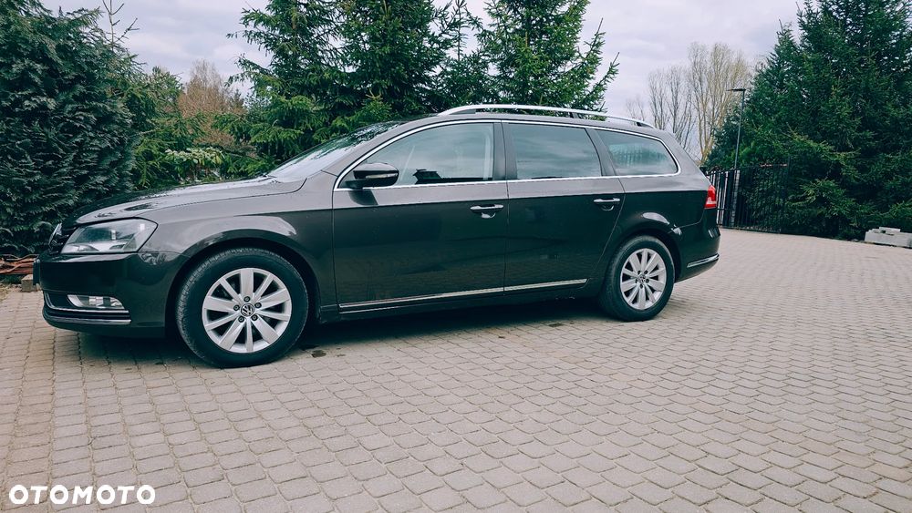 Volkswagen Passat 2.0 TDI BlueMotion Technology Comfortline - 11