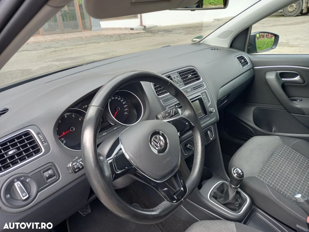 Volkswagen Polo 1.2 TSI Blue Motion Technology Comfortline - 11