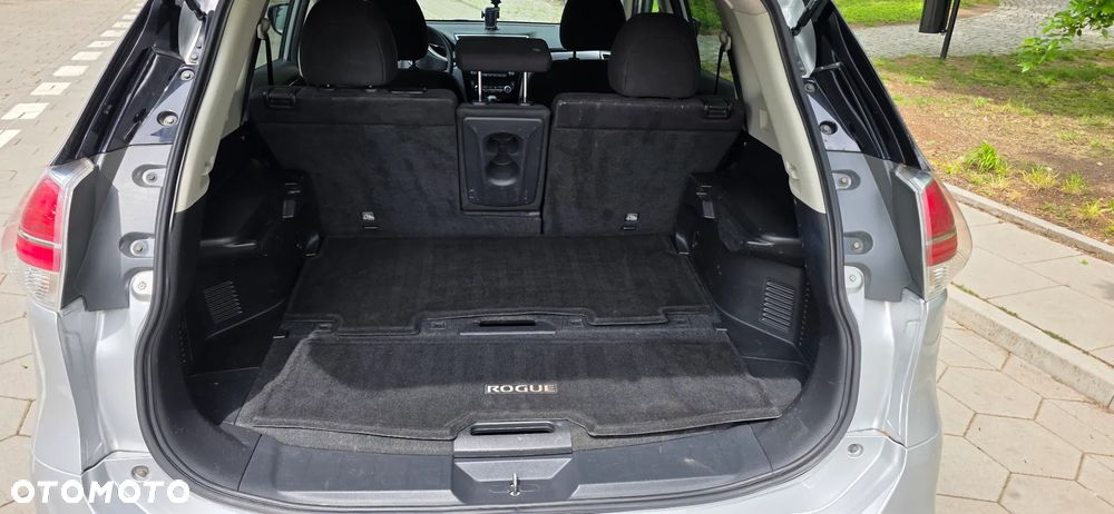 Nissan Rogue - 13