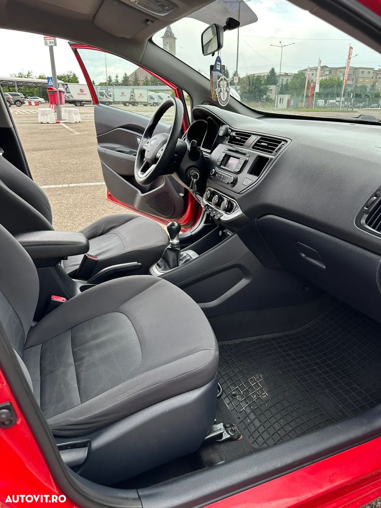 KIA Rio 2013 — imagine 19