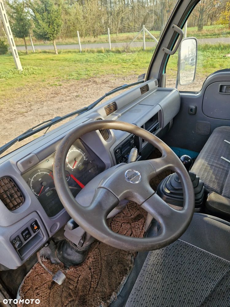 Nissan Cabstar - 6