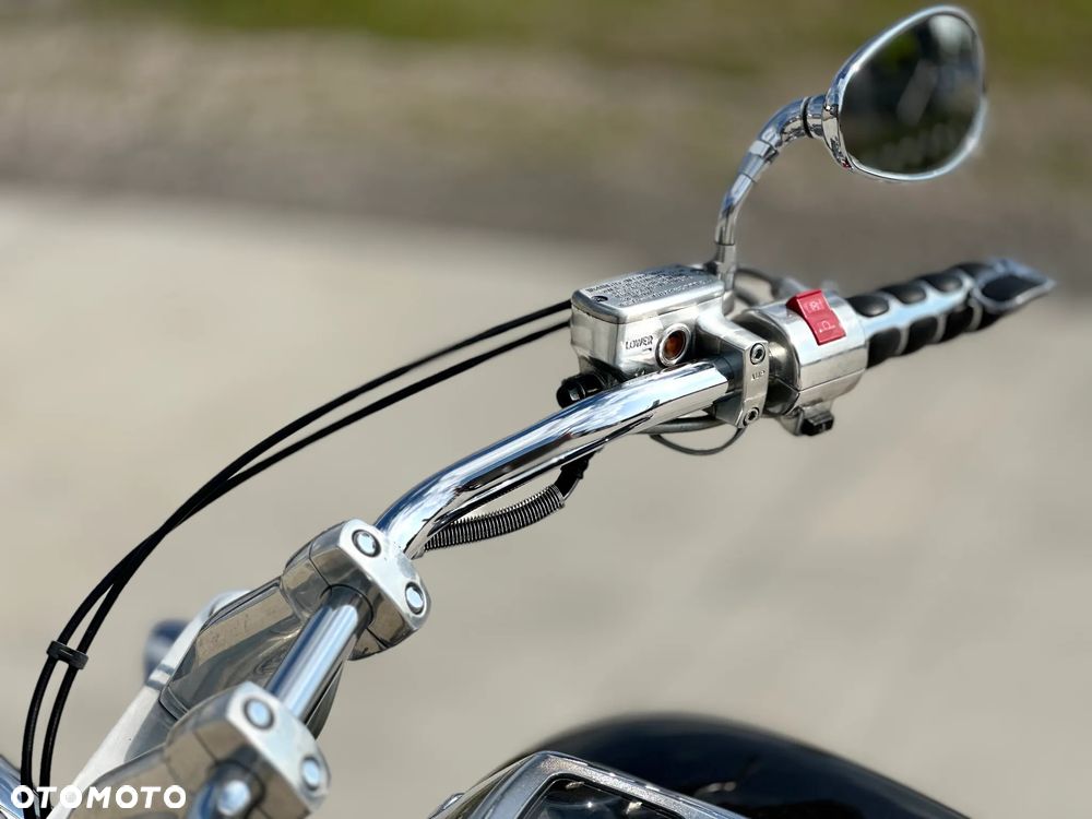 Honda VTX - 22